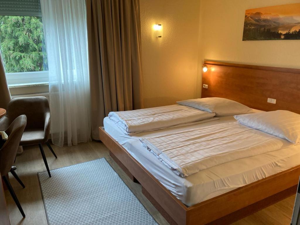 Hotel Oyten Am Markt Bagian luar foto